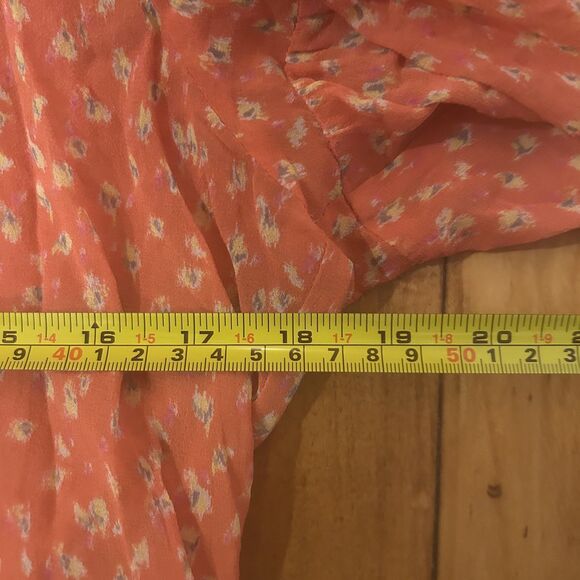 J.Crew Coral Print Silk Blouse-Peplum Hem-Flutter Sleeve-Sz M-Cottagecore-Boho - Picture 7 of 8